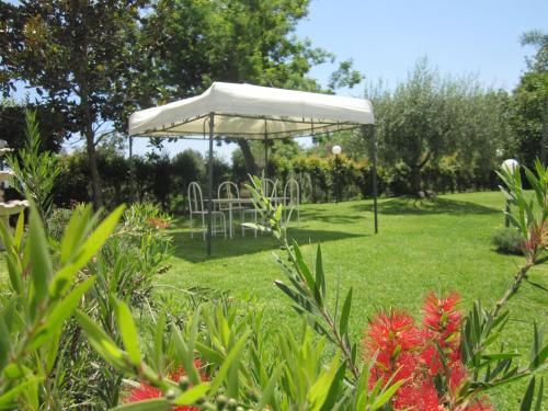 Фотография мини отеля B&B BOUTIQUE DI CHARME "ETNA-RELAX-NATURA"