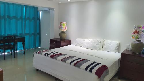 Фотография гостиницы Nirvana Hotel & Hostel - Cancun Hotel Zone