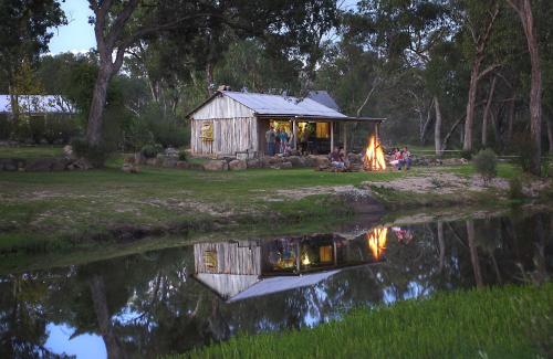 Фотография мини отеля Diamondvale Cottages Stanthorpe