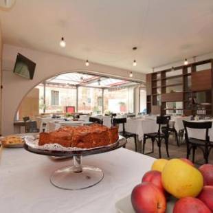 Фотографии гостиницы
Hotel & Apartments " Perpoin "