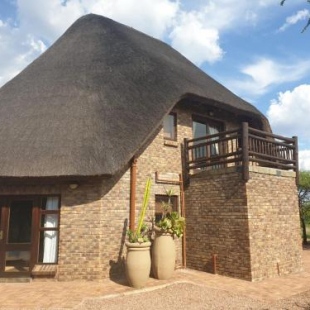 Фотография гостевого дома Makhato Bush Lodge 17