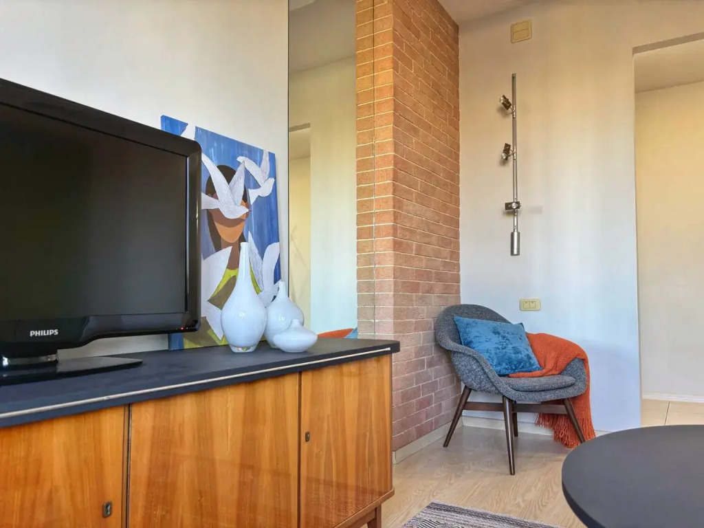 Фотография квартиры Квартира Аутентичная pядом с Озеpом Cмолино и Зaводoм ЧTПЗ