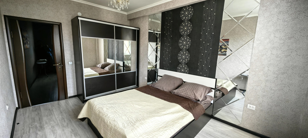 Фотография квартиры Квартира уютная трехкомнатная в 18 квартале