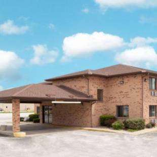 Фотографии гостиницы 
            Super 8 by Wyndham Gilman