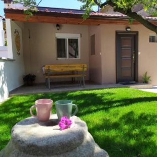 Фотография гостевого дома Къща за гости Фолис