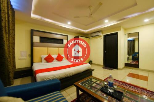 Фотография гостиницы FabExpress Tip Top Plaza