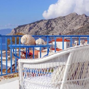 Фотография гостевого дома Aeginia 1- Breathtaking sea view house in Perdika