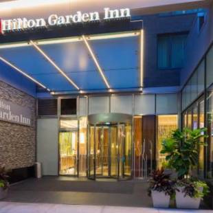 Фотографии гостиницы 
            Hilton Garden Inn Central Park South