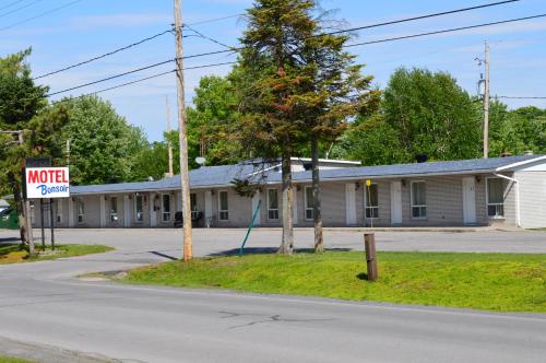 Фотография мотеля Motel Bonsoir