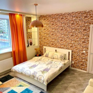 Фотография квартиры Апартаменты Яркая Квартира в Центре Города с Кофеваркой