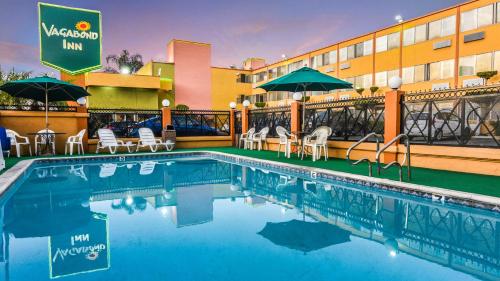 Фотографии мотеля
Vagabond Inn Long Beach