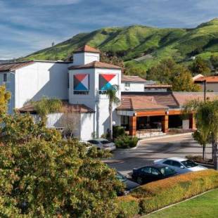 Фотографии гостиницы
The Kinney San Luis Obispo, Tapestry Collection by Hilton