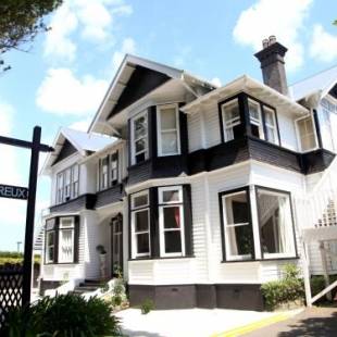 Фотографии гостиницы
The Devereux Boutique Hotel