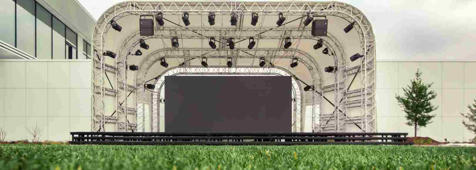 Фотография концертного зала Сцена на открытой площадке AK BARS Golf & Resort