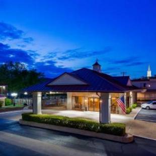 Фотографии гостиницы
Best Western Winners Circle