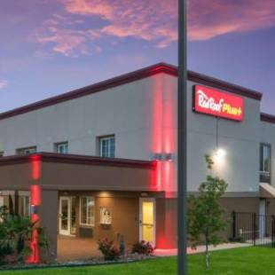 Фотографии гостиницы 
            Red Roof Inn PLUS+ Fort Worth - Burleson