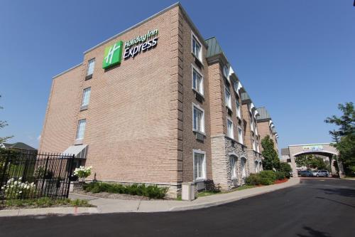 Фотография гостиницы Holiday Inn Express Whitby Oshawa, an IHG Hotel