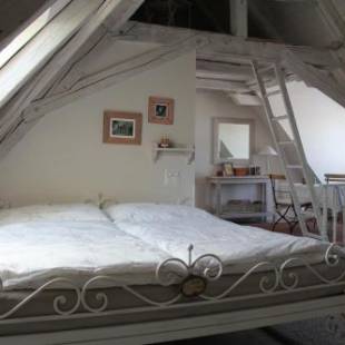 Фотографии гостиницы 
            Bed and Breakfast Gantrisch Cottage Ferienzimmer