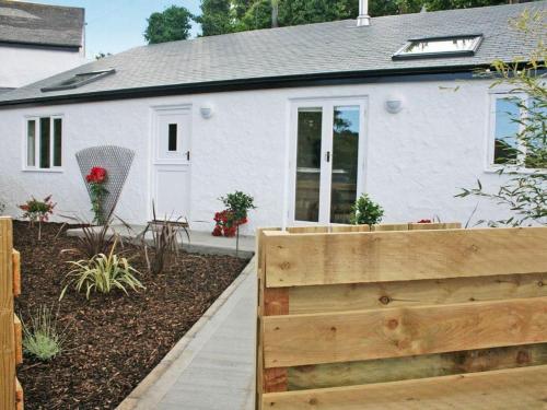 Фотография гостевого дома Godrevy Barn, HAYLE