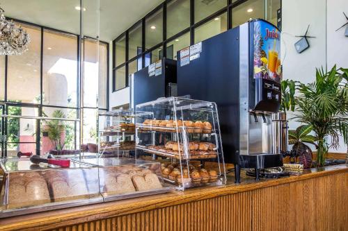 Фотография гостиницы Baymont by Wyndham Ontario