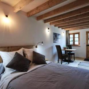 Фотографии мини отеля
La Foyère