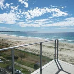 Фотографии апарт отеля 
            Pure Kirra