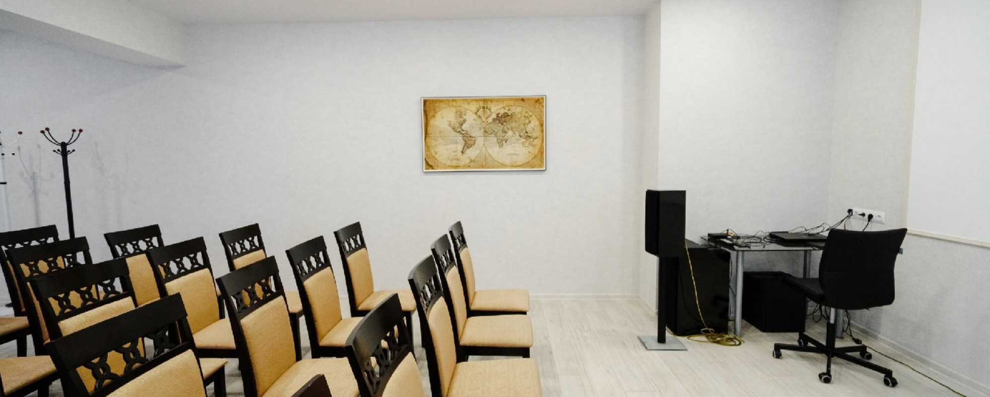 Фотографии конференц-зала Онар