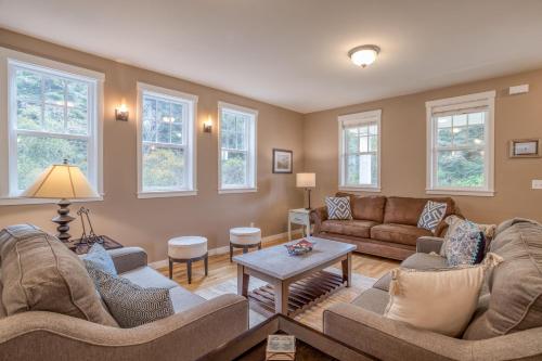 Фотография гостевого дома Coastal Bliss