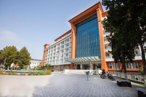 Фотография гостиницы Chinar Hotel & Spa