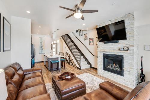 Фотография гостевого дома New Luxury Villa #268 Near Resort With Rooftop Hot Tub & Great Views - FREE Activities & Equipment Rentals Daily