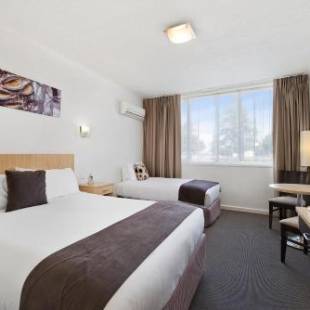 Фотографии гостиницы 
            Comfort Inn Capital Horsham