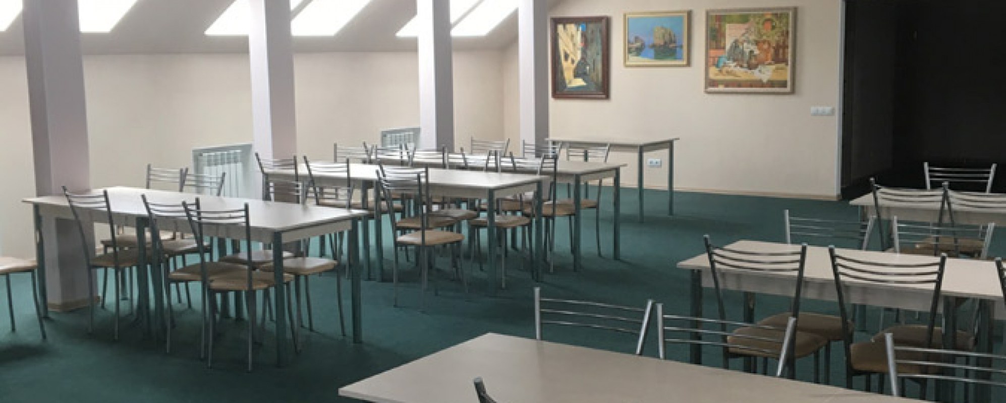 Фотографии конференц-зала 19