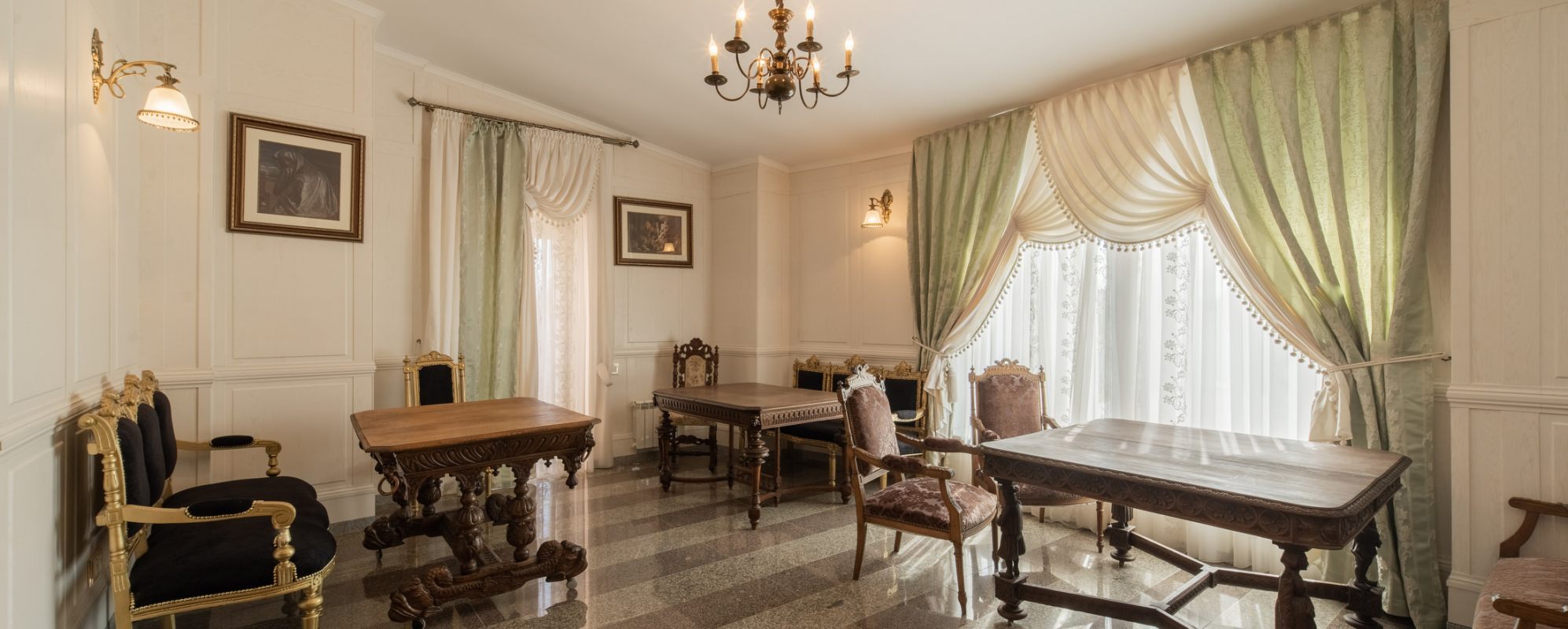 Фотографии банкетного зала VIP-зал ресторана Империал