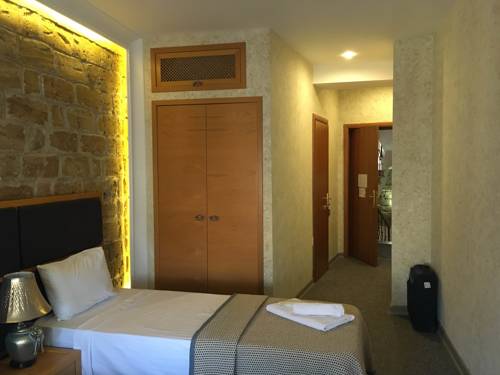 Фотографии гостиницы
Old East Hotel