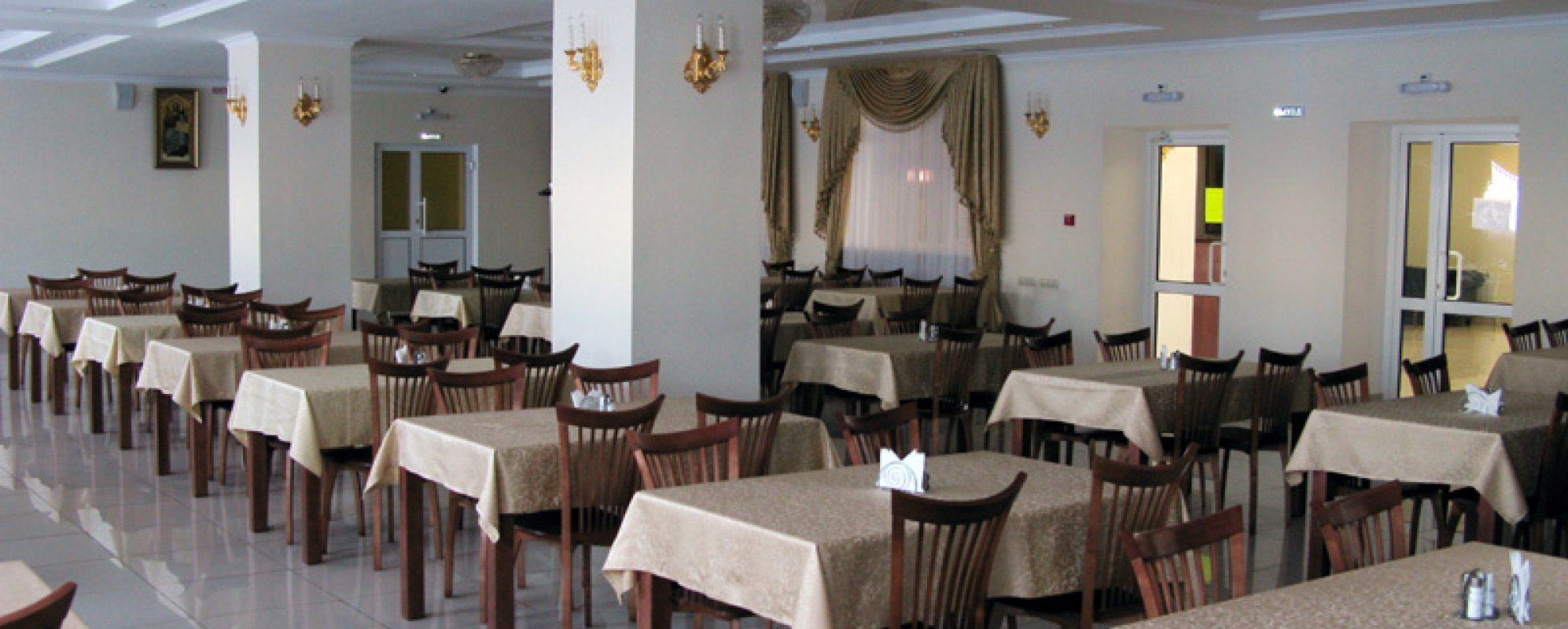 Фотографии банкетного зала Макаровский на 200 человек