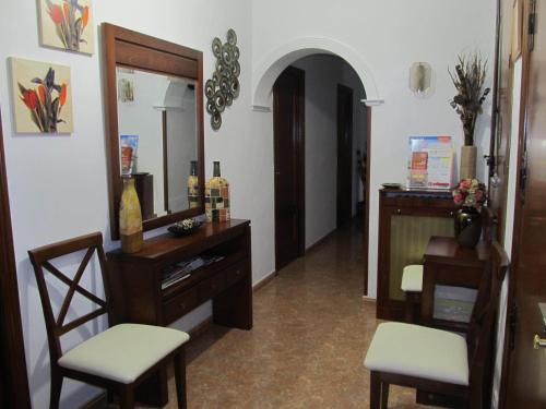 Фотографии гостевого дома 
            Hostal Las Torres