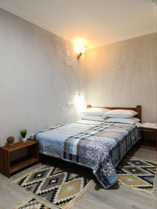 Фотографии квартиры 
            Апартаменты цокольный этаж номер 2