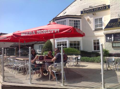 Фотография мини отеля kings head