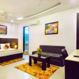 Фотография гостиницы Hotel Sky Rich International Karol Bagh - Fully Vaccinated Staff