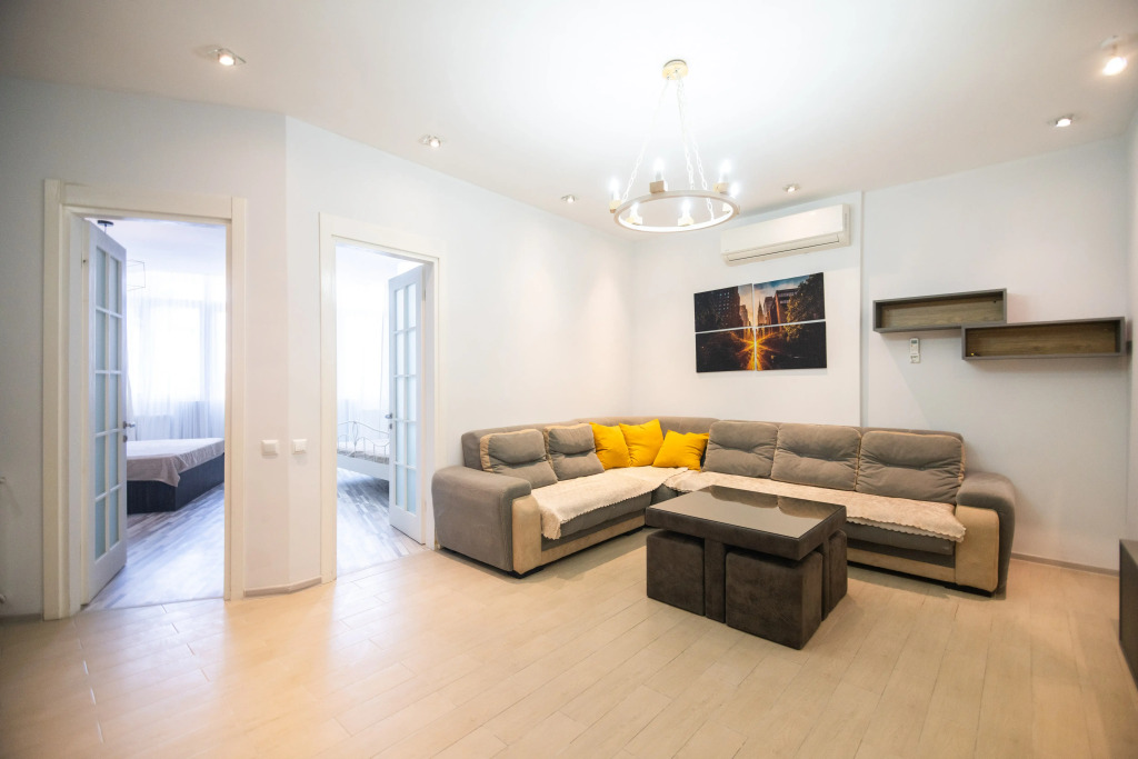 Фотография квартиры Апартаменты Spacious 2 Bedrooms Apartment steps from Batumi Boulevard & Beach