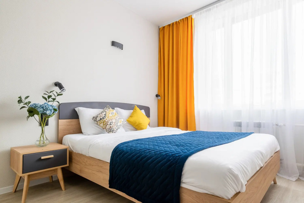 Фотография квартиры Квартира Яркая студия рядом с набережной и кондиционером