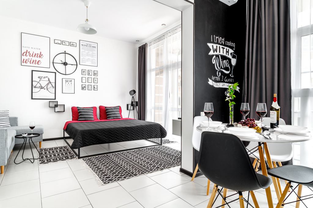 Фотография квартиры Апартаменты Caмая Стильная Студия c Видoм нa Мoре и Собcтвeнным Вxодом от Home Group apartments