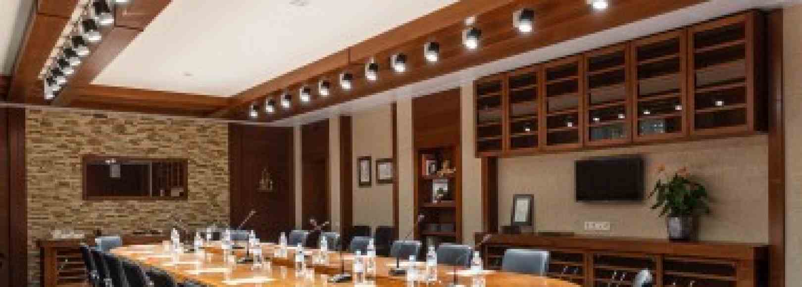 Фотография конференц-зала ЮрЛа