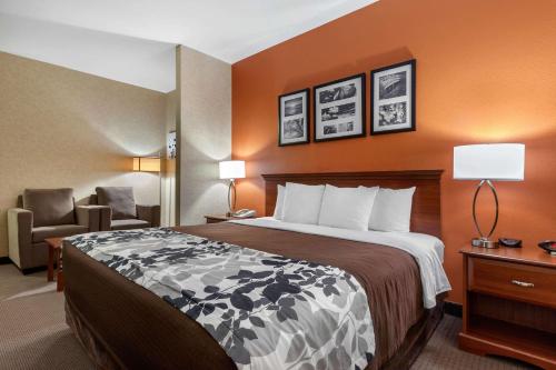 Фотография гостиницы Sleep Inn & Suites Hays I-70