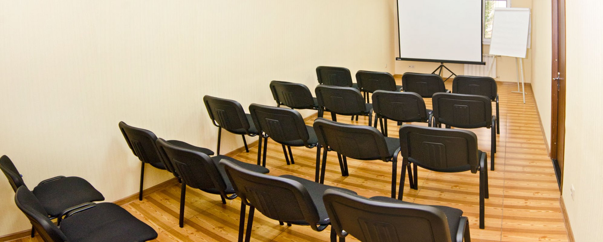 Фотографии комнаты для переговоров Forum Plaza Переговорная комната