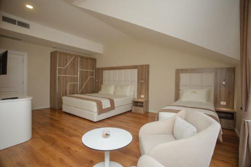 Фотография гостиницы Kompleksi Exalco-Al