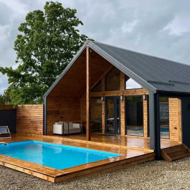 Фотографии Коттеджа 
            Частный дом Barn-House у леса с бассейном и банным чаном