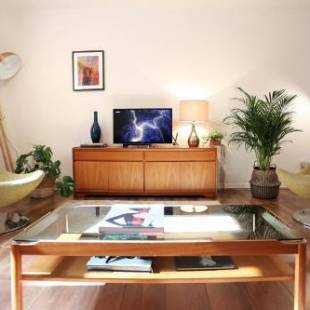 Фотографии гостевого дома
3beds/2baths in Oxford Circus