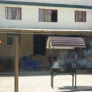 Фотография гостевого дома Изумруд на Православной