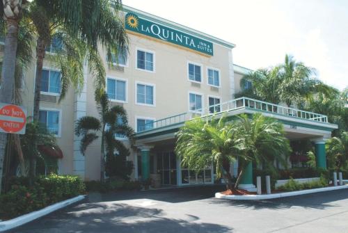 Фотография гостиницы La Quinta by Wyndham Sunrise Sawgrass Mills